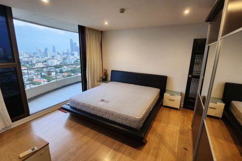 Condo in Watthana, Bangkok, Thailand, 3 bedrooms № 160679 - photo 9