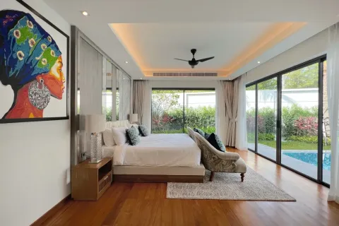 Villa in Phuket, Thailand 4 bedrooms № 160675 - photo 12