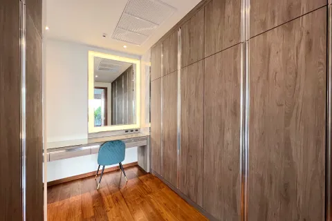 Villa in Phuket, Thailand 4 bedrooms № 160675 - photo 27