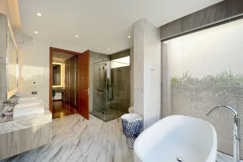 Villa in Phuket, Thailand 4 bedrooms № 160675 - photo 22