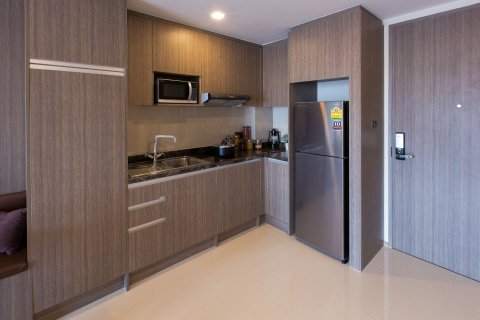 Студия в кондо в Ваттхане, Бангкок, Таиланд № 160680 - фото 4