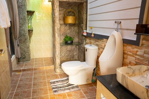 Villa in Phuket, Thailand 4 bedrooms № 160681 - photo 14