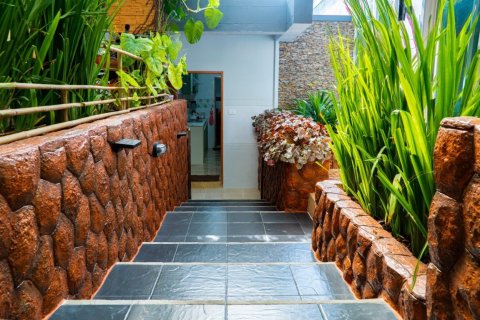 Villa in Phuket, Thailand 4 bedrooms № 160681 - photo 2