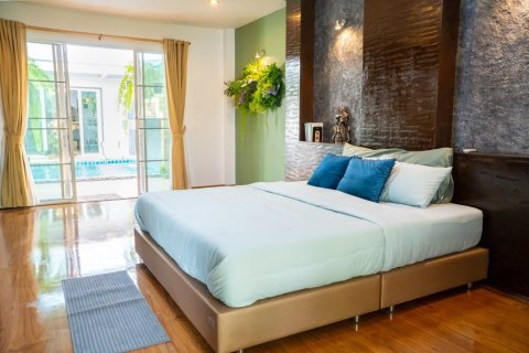 Villa in Phuket, Thailand 4 bedrooms № 160681 - photo 28