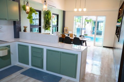 Villa in Phuket, Thailand 4 bedrooms № 160681 - photo 6