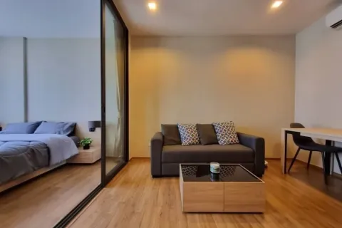 Студия в кондо в Ваттхане, Бангкок, Таиланд № 160676 - фото 4