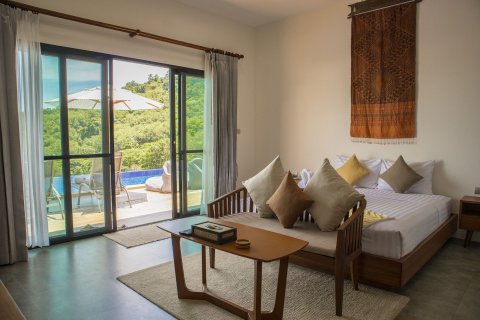 Villa in Phuket, Thailand 4 bedrooms № 160677 - photo 8