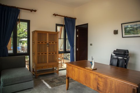 Villa in Phuket, Thailand 4 bedrooms № 160677 - photo 21