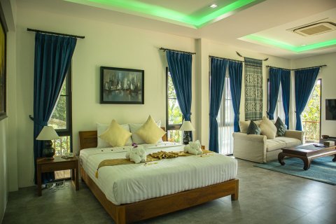 Villa in Phuket, Thailand 4 bedrooms № 160677 - photo 20