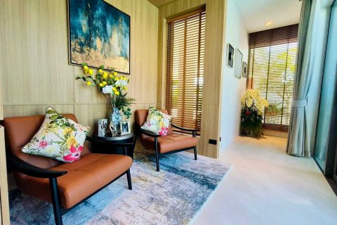 House in Bang Tao, Thailand 4 bedrooms № 67734 - photo 10