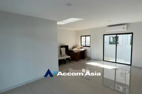Reihenhaus in Bang Kaeo, Thailand 3 Schlafzimmer № 219386 - Foto 4