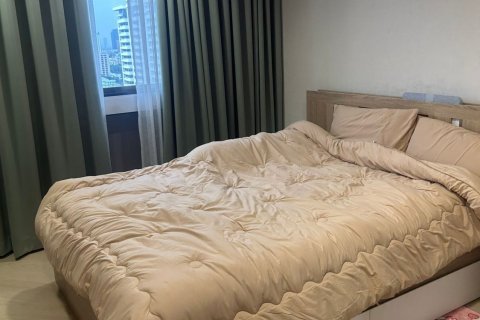 Condo in Watthana, Bangkok, Thailand, 3 bedrooms  № 137714 - photo 6