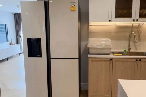 Кондоминиум с 3 спальнями в Ваттхане, Бангкок, Таиланд № 137714 - фото 1