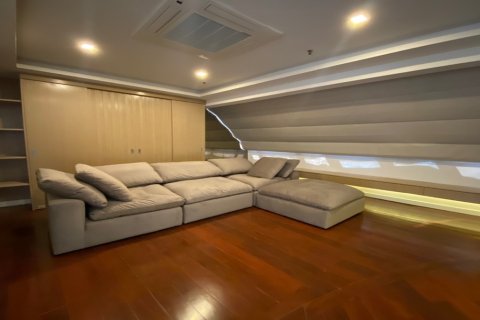 Condo in Watthana, Bangkok, Thailand, 6 bedrooms № 200913 - photo 20