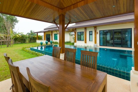 Villa auf Nai Harn Beach, Thailand 3 Schlafzimmer № 223192 - Foto 17