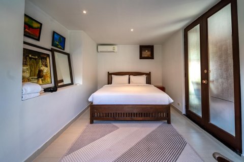 Villa in Phuket, Thailand 5 bedrooms № 164065 - photo 20