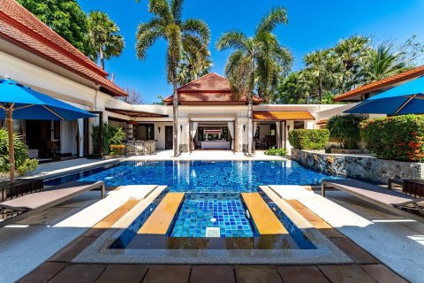 Villa in Phuket, Thailand 5 bedrooms № 164065 - photo 10