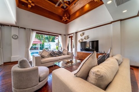 Villa in Phuket, Thailand 5 bedrooms № 164065 - photo 22
