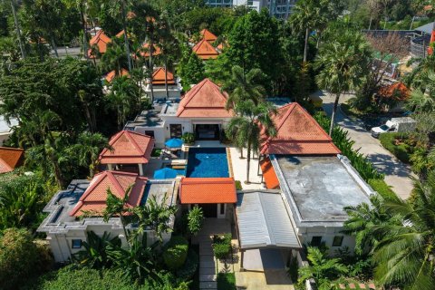 Villa in Phuket, Thailand 5 bedrooms № 164065 - photo 15