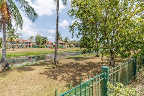 Villa in Phuket, Thailand 4 bedrooms № 164067 - photo 30