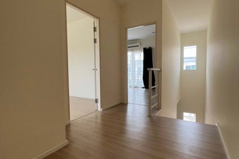 Townhouse in Prawet, Bangkok, Thailand 3 bedrooms № 147879 - photo 6