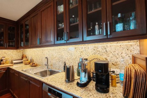 Кондоминиум с 3 спальнями в Чиангмае, Таиланд № 136459 - фото 3