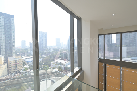 Condo in Bangkok, Thailand, 2 bedrooms  № 184508 - photo 5
