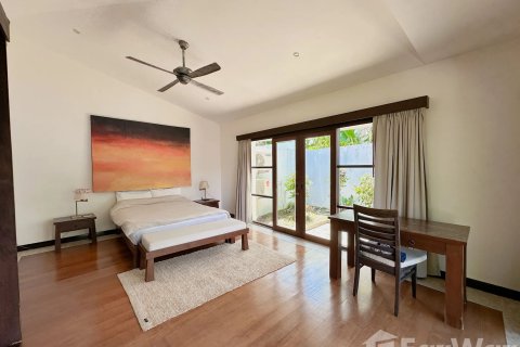 Villa in Kathu, Thailand 4 bedrooms № 140003 - photo 16