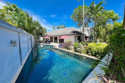 Villa in Kathu, Thailand 4 bedrooms № 140003 - photo 7