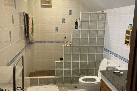 Вилла в Паттайе, Таиланд с 4 спальнями  № 140006 - фото 10