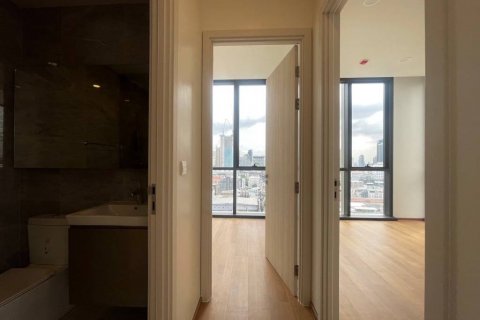 Кондоминиум с 2 спальнями в Бангкоке, Таиланд № 114954 - фото 6