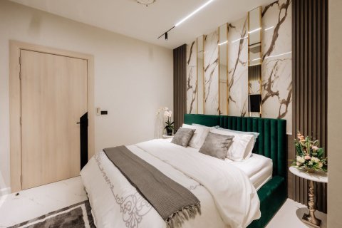 Villa in Pattaya, Thailand 6 bedrooms № 172215 - photo 30